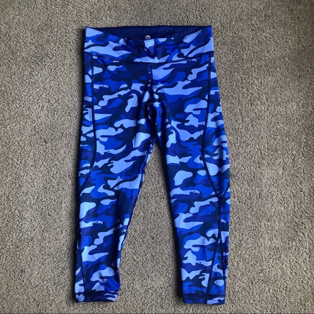 Vineyard Vines Performance Reversible Leggings - image 3